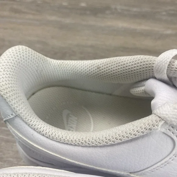 Nike W Nike Court Vision Alta LTR Womens Size 9.5 DM0113-100 READ - Picture 6 of 10